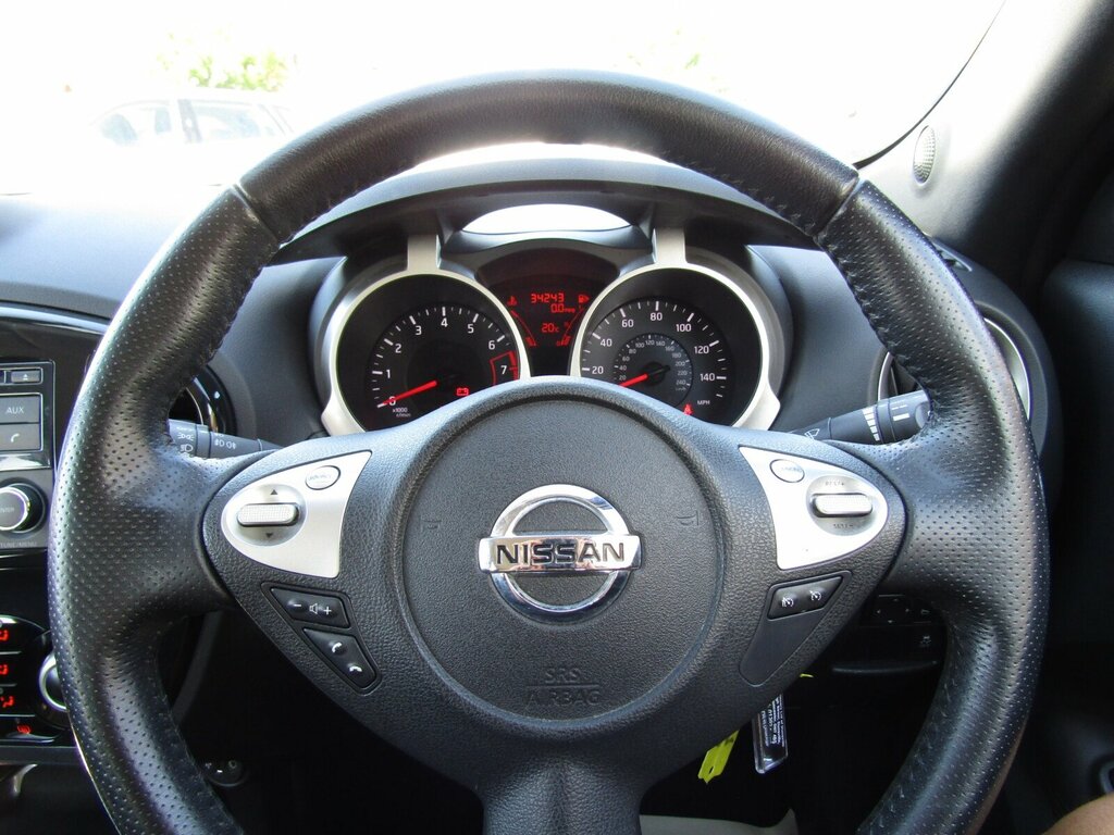 Nissan Juke 1.6 Dig-t Acenta Sport Euro 5 Black #16
