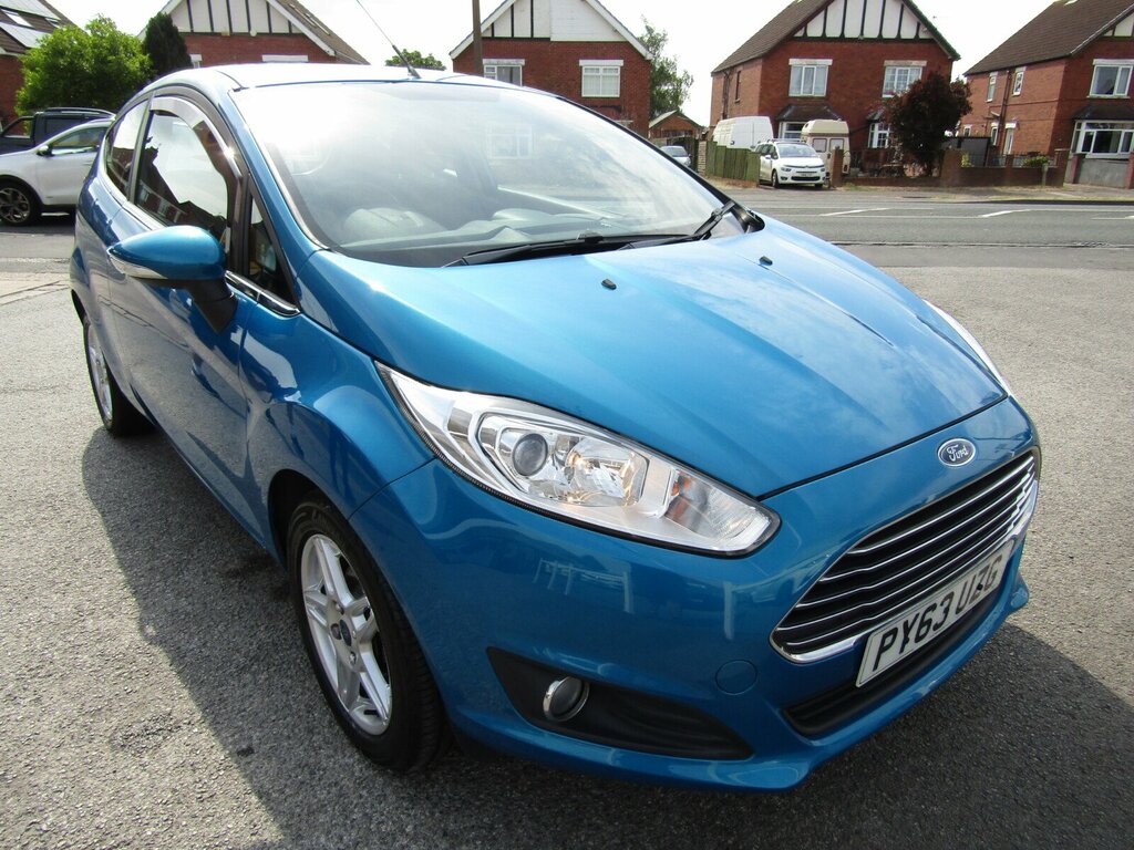 Ford Fiesta 1.25 Zetec Hatchback Euro 5 82 White #11