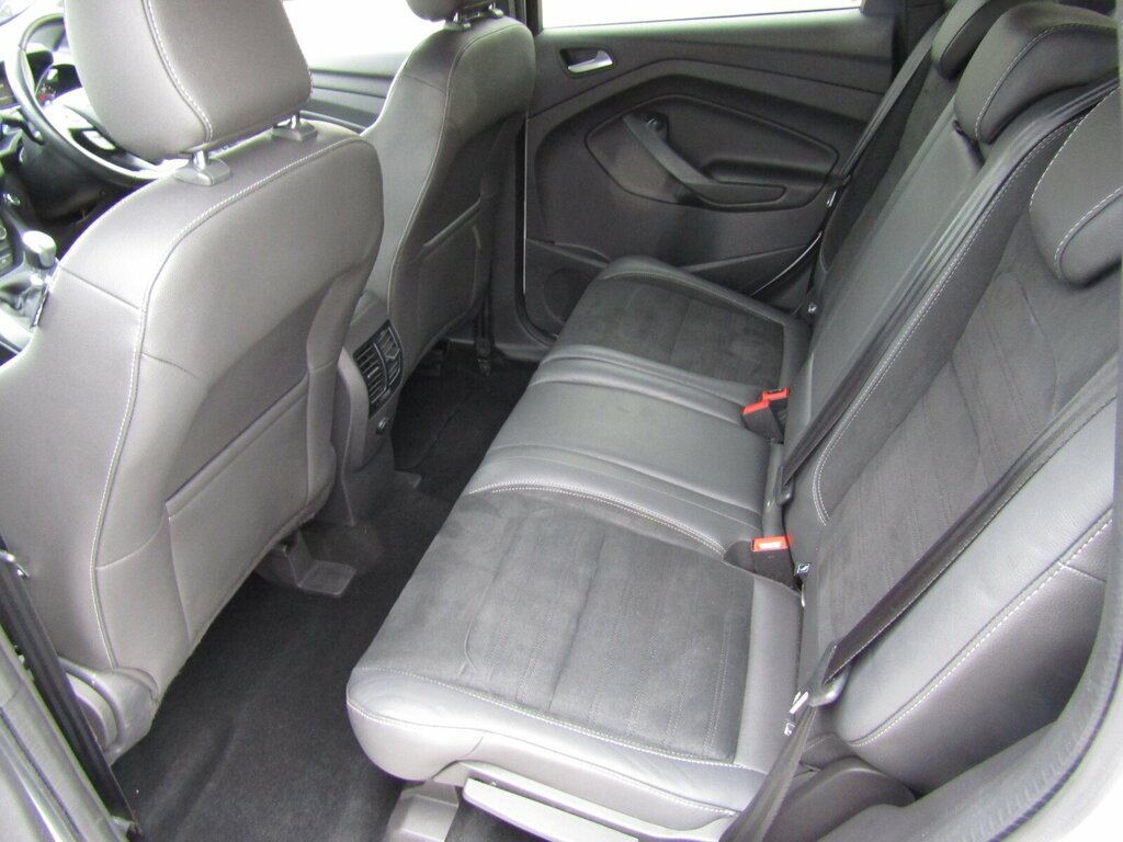 Ford Kuga St-line Tdci White #5