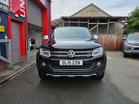 Volkswagen Amarok Dc Tdi Ultimate Black #2