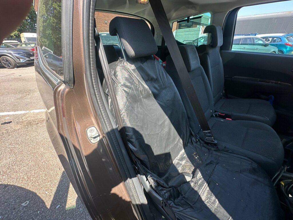 Peugeot 5008 Ss Active Black #14