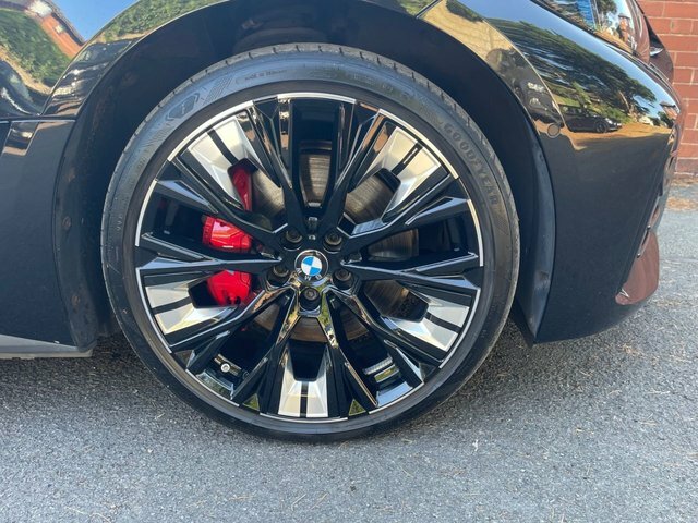 BMW i4 70.2Kwh M Sport Gran Black #2
