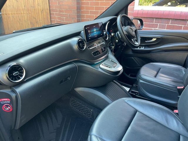 Mercedes-Benz V Class 2.0 V300d Amg Line G-tronic Euro 6 Ss 8 Se Black #37