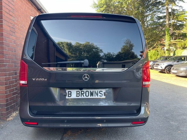 Mercedes-Benz V Class 2.0 V300d Amg Line G-tronic Euro 6 Ss 8 Se Black #31