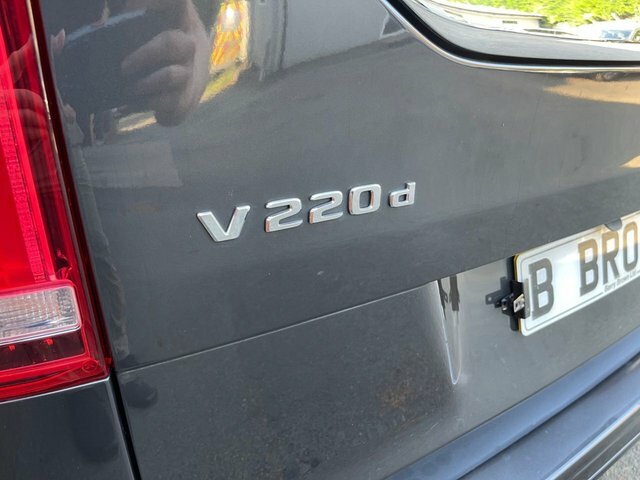 Mercedes-Benz V Class 2.0 V300d Amg Line G-tronic Euro 6 Ss 8 Se Black #35