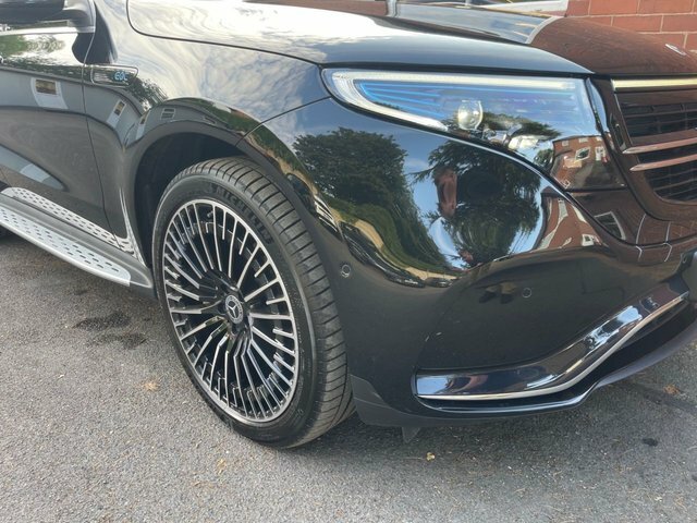 Mercedes-Benz EQC 400 80Kwh Amg Line Black #5