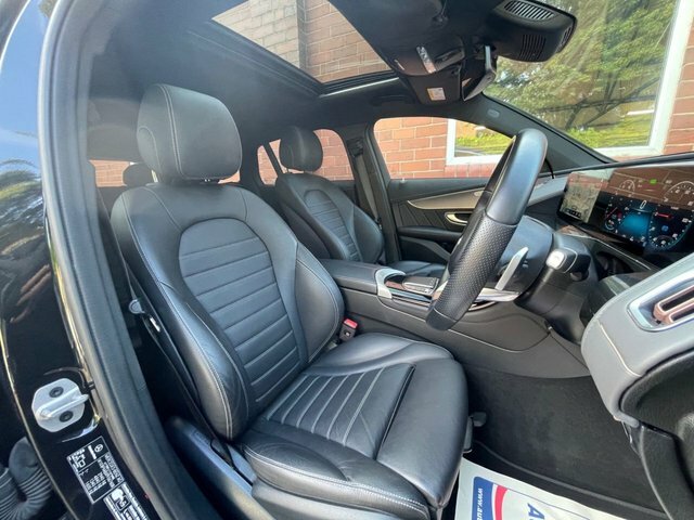 Mercedes-Benz EQC 400 80Kwh Amg Line Black #4