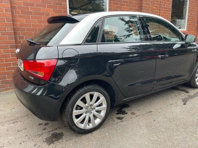 Audi A1 Tfsi Sport Sportback Black #6