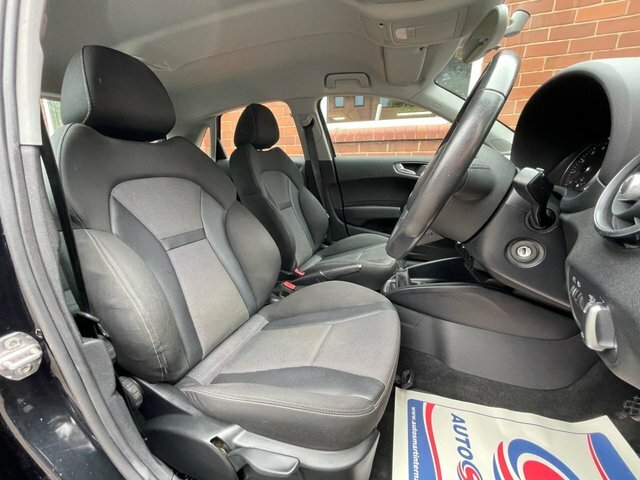 Audi A1 Tfsi Sport Sportback Black #3