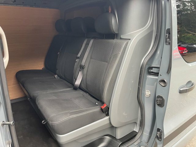 Renault Trafic 2.0 Dci Energy 30 Business Panel Van Ma White #27
