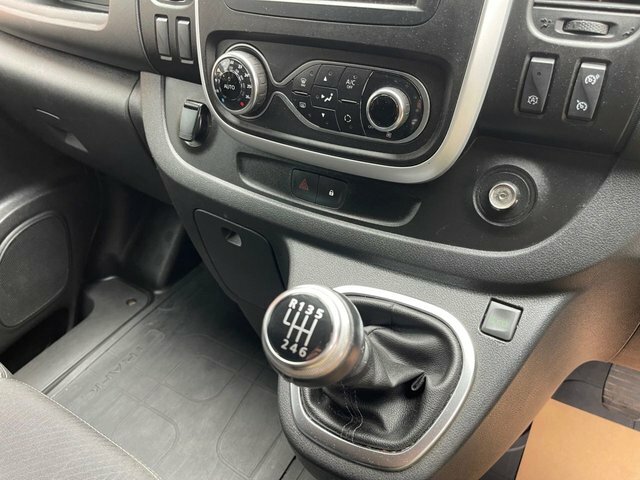 Renault Trafic 2.0 Dci Energy 30 Business Panel Van Ma White #13