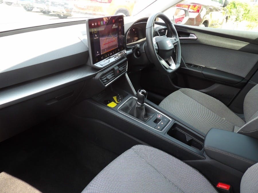 Seat Leon 1.5 Tsi Se Dynamic Hatchback S White #6