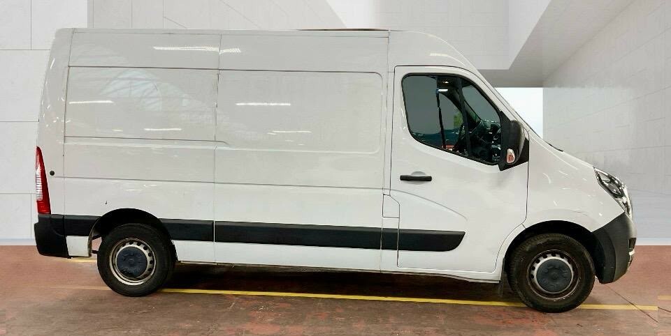Vauxhall Movano Panel Van 2.3 Cdti 3300 Biturbo Edition 202171 #2