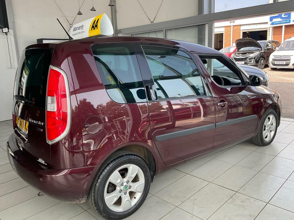 Skoda Roomster Se Tdi Cr 90 Red #5