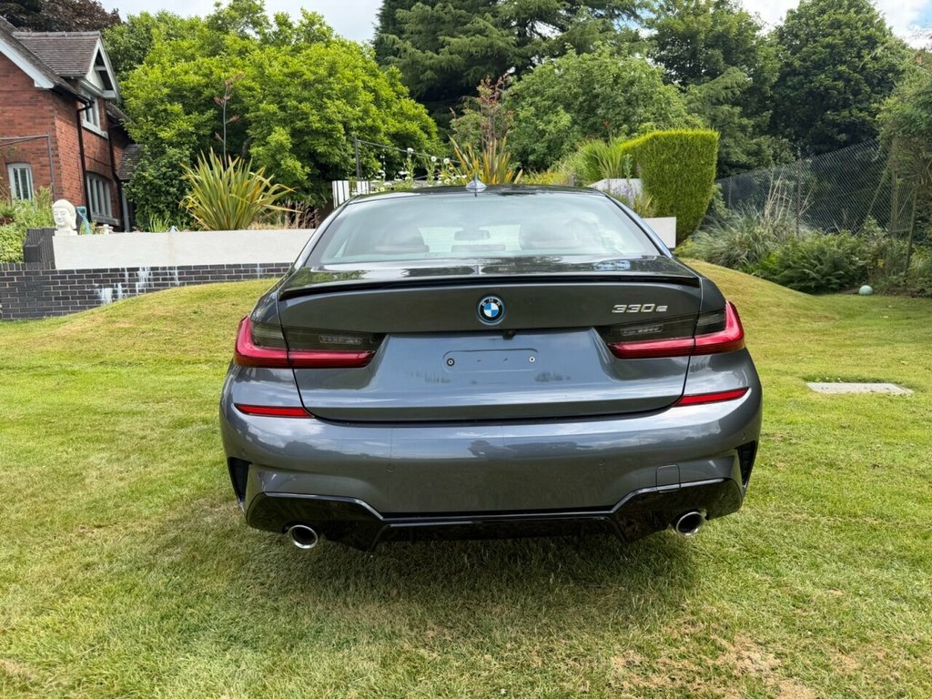BMW 3 Series 2L M Sport Grey #3