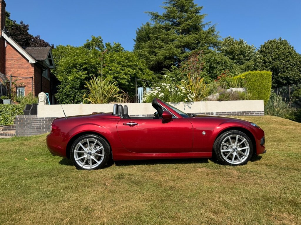 Mazda MX-5 2L Sport Tech Red #5