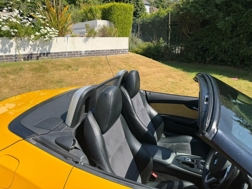 BMW Z4 Black #18