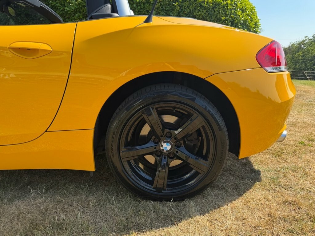 BMW Z4 Black #25