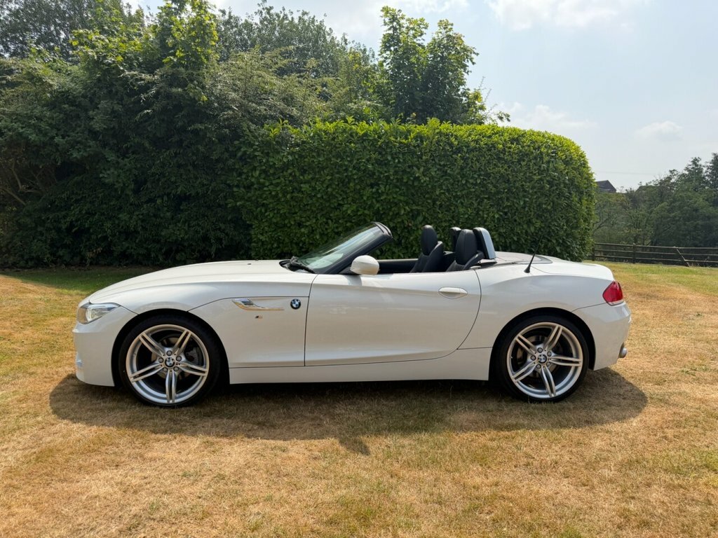 BMW Z4 Convertible White #34