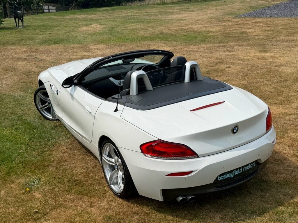BMW Z4 Convertible White #8