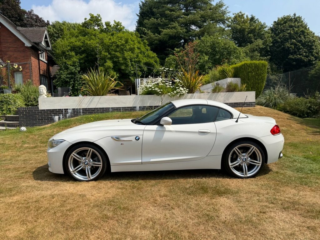 BMW Z4 Convertible White #32
