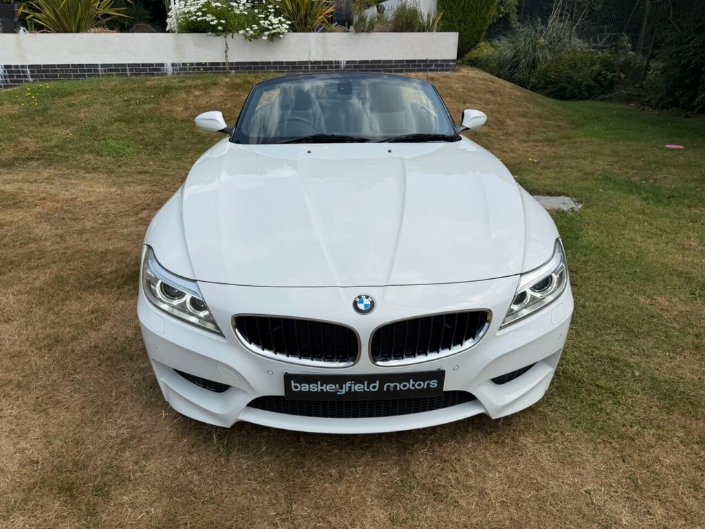 BMW Z4 Convertible White #40