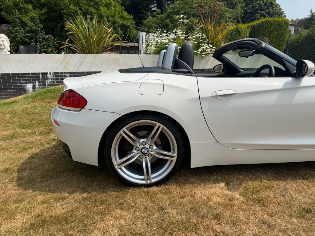 BMW Z4 Convertible White #31