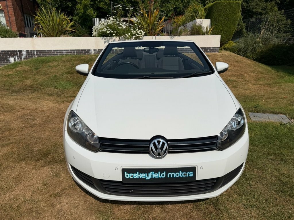 Volkswagen Golf 1.6L Se CE13VJZ White #2