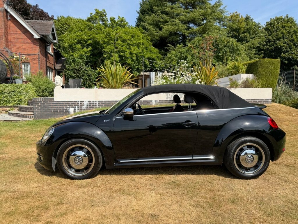 Volkswagen Beetle 2L 50S Black #4