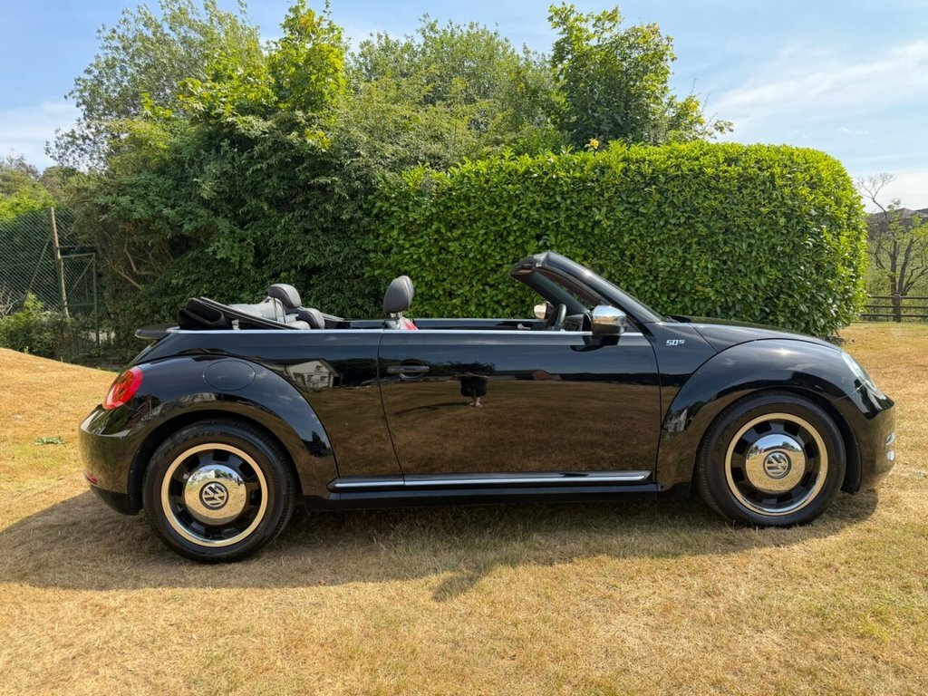 Volkswagen Beetle 2L 50S Black #5