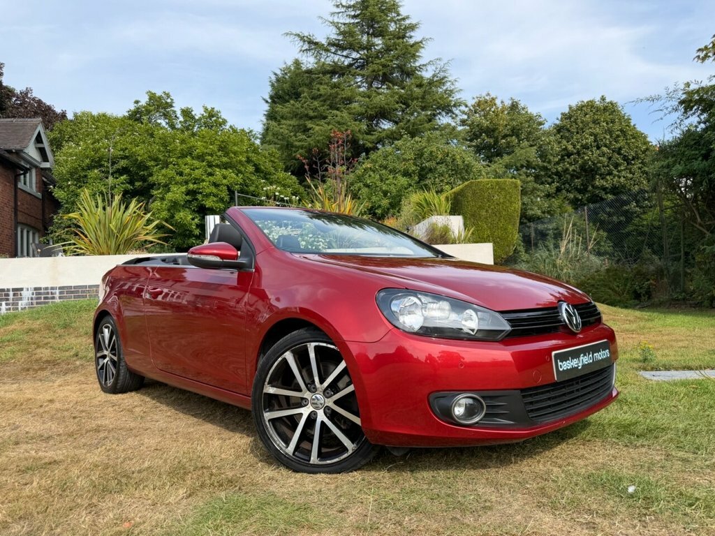 Volkswagen Golf 2L Gt Red