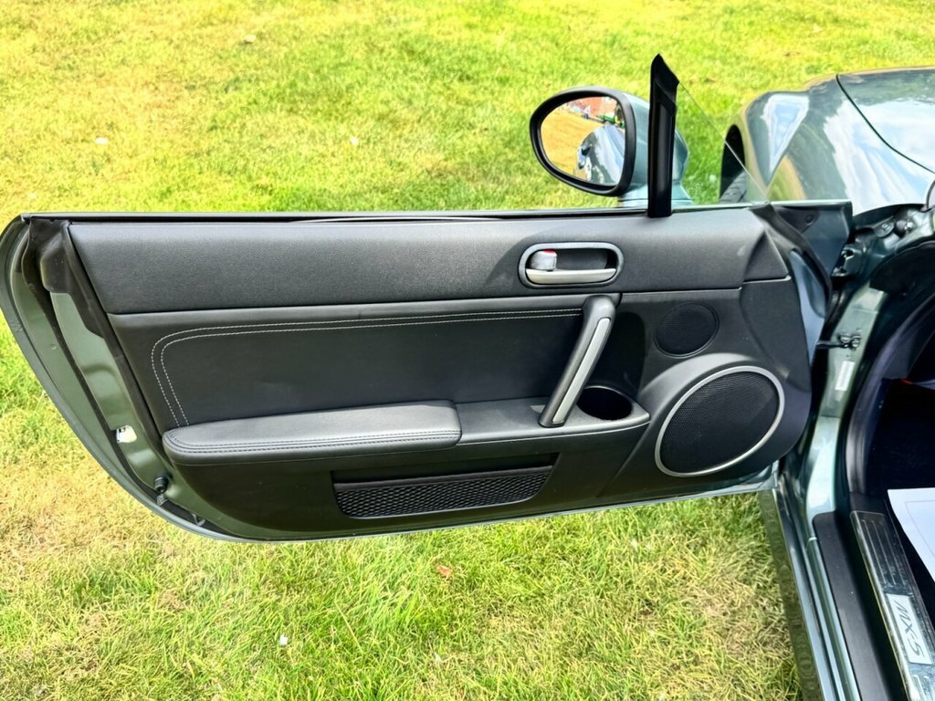 Mazda MX-5 1.8I Sport Venture Convertible E Black #9