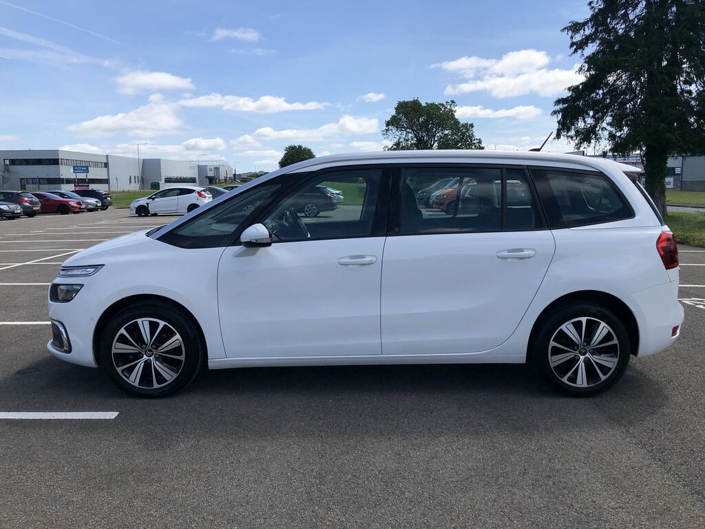 Citroen Grand C4 Picasso Grand Bluehdi Feel Ss White #4