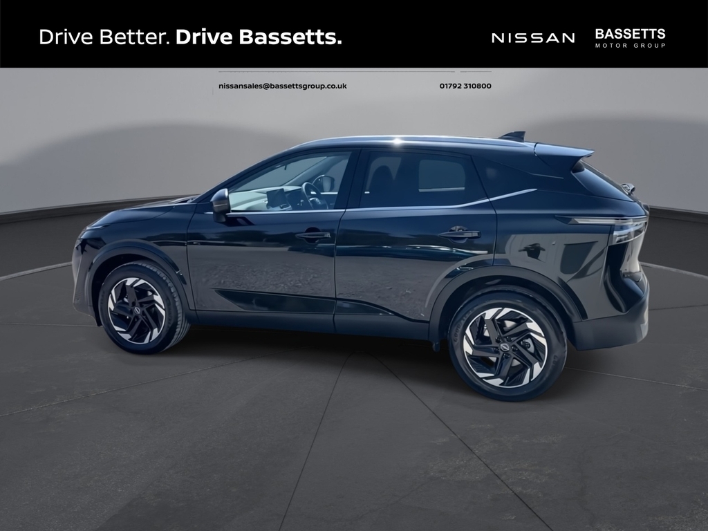 Nissan Qashqai Dig-t N-connecta Xtronic OV26UOF Black #5