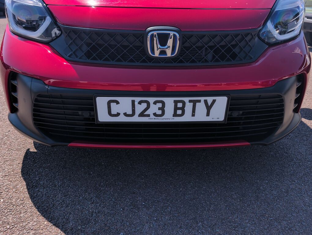 Honda Jazz I-mmd Advance Red #4