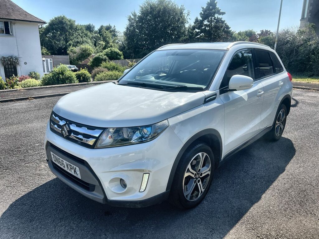 Suzuki Vitara Sz5 White #3