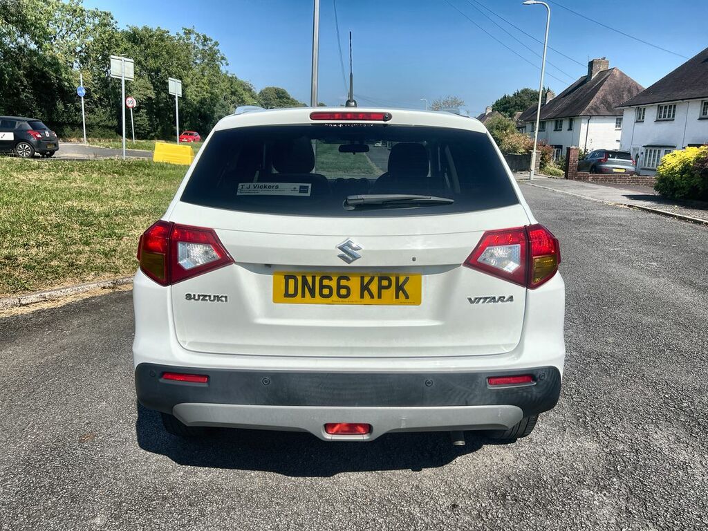 Suzuki Vitara Sz5 White #6