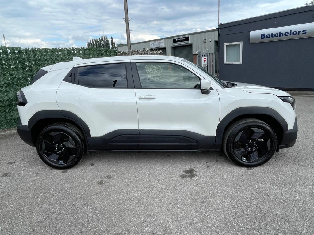 Suzuki Vitara 61Kwh Motion YJ75MJD White #6