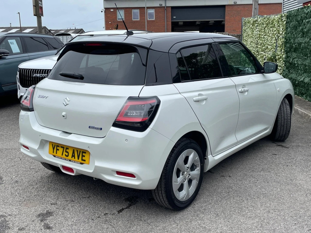 Suzuki Swift 1.2 Mhev Motion Cvt Euro 6 Ss YF75AVE White #6