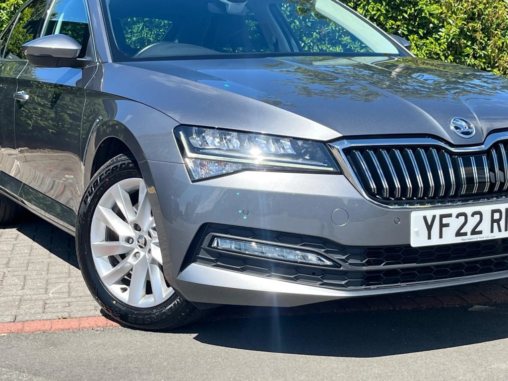Skoda Superb 2.0 Tdi Se Technology Euro 6 Ss Grey #2