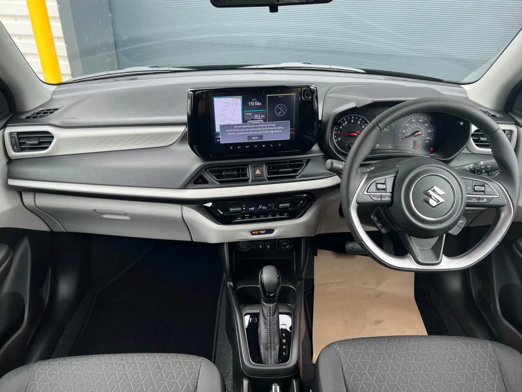 Suzuki Swift 1.2 Mhev Motion Cvt Euro 6 Ss YC26XYP #3