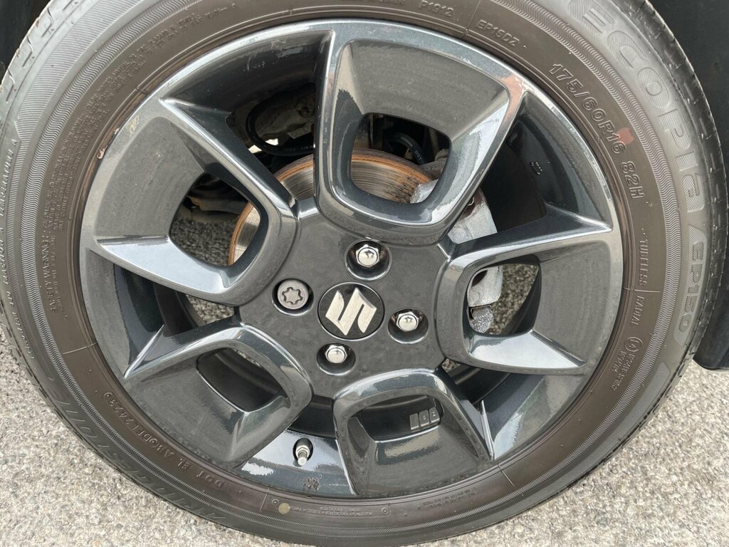 Suzuki Ignis Hatchback #17