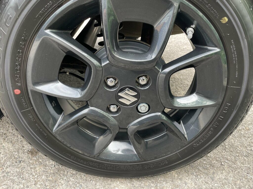 Suzuki Ignis Hatchback #15
