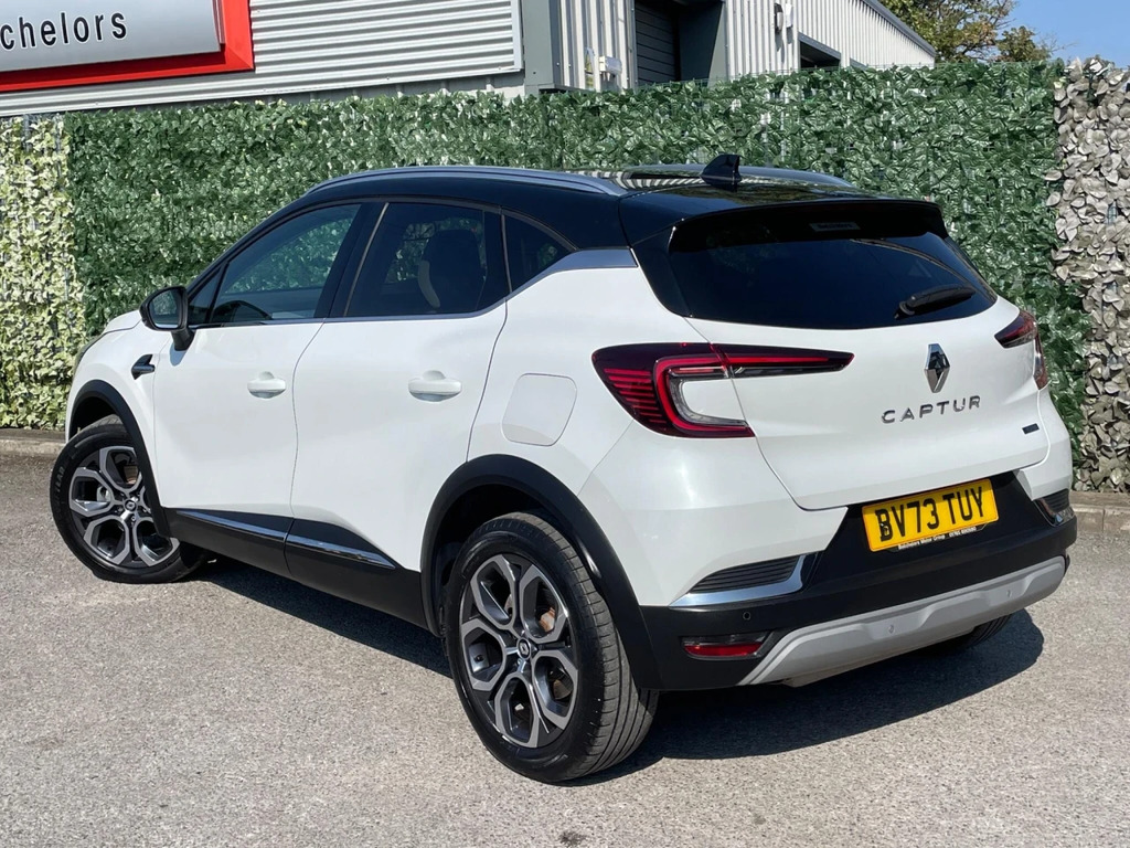 Renault Captur 1.6 E-tech 9.8Kwh Techno Euro 6 Ss BV73TUY White #3