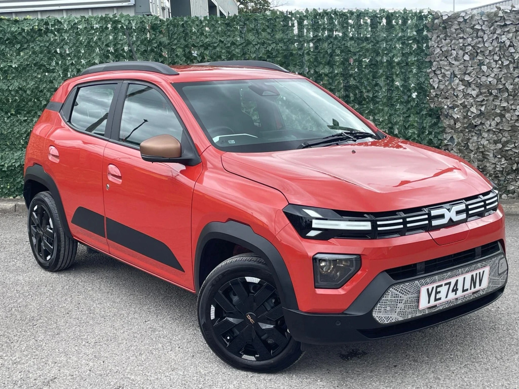 Dacia Spring 65 26.8Kwh Extreme Red