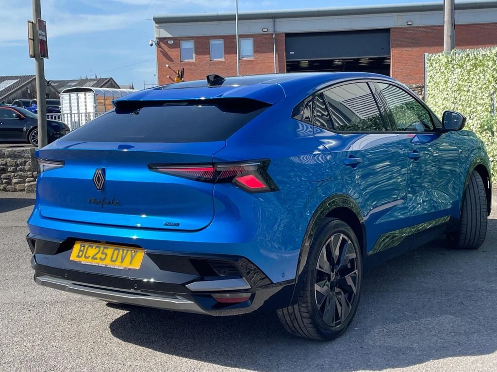 Renault Rafale E-tech Phev Atelier Alpine White #7