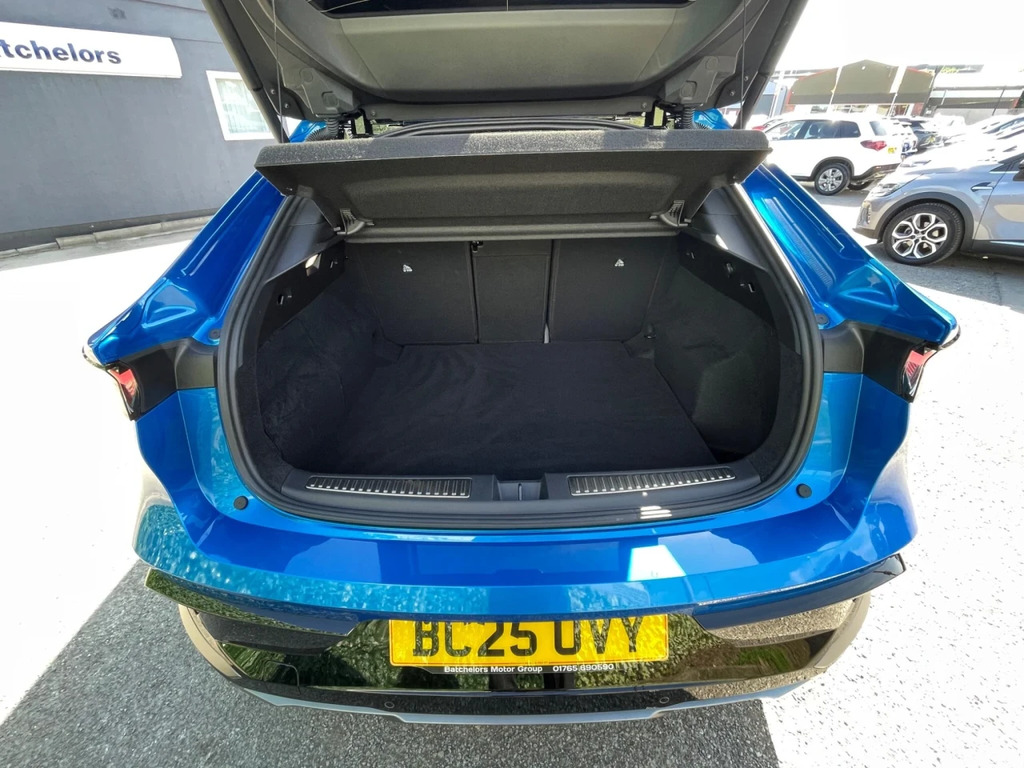 Renault Rafale E-tech Phev Atelier Alpine White #31