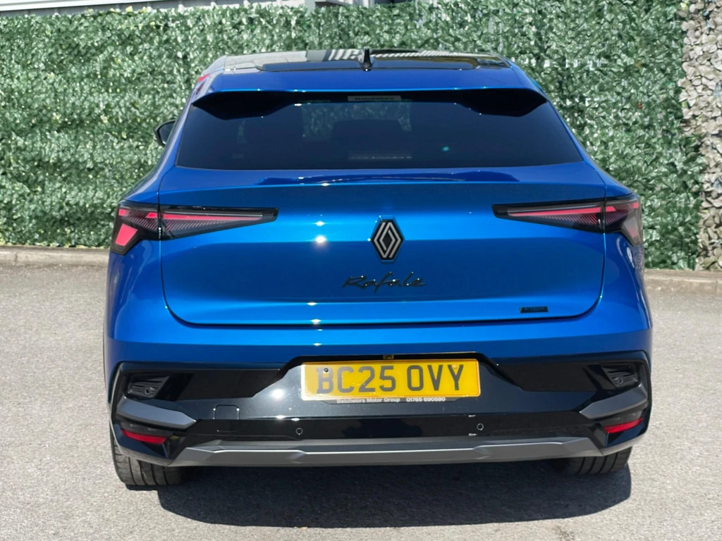 Renault Rafale E-tech Phev Atelier Alpine White #5