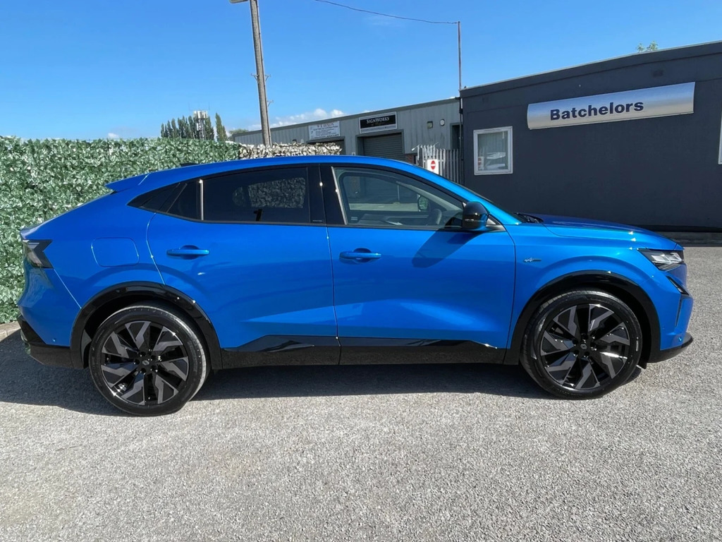 Renault Rafale E-tech Phev Atelier Alpine White #6