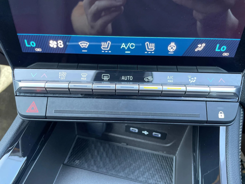 Renault Rafale E-tech Phev Atelier Alpine White #38